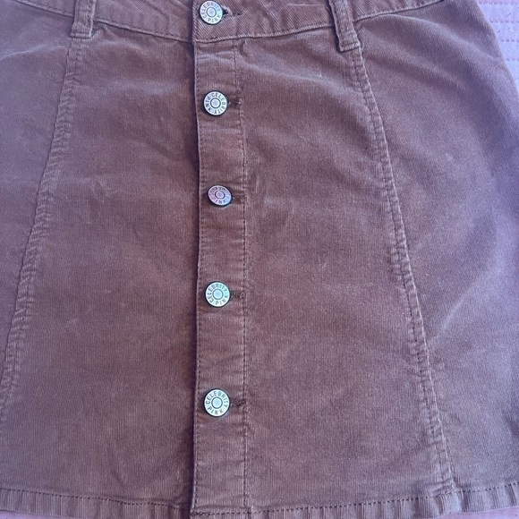 Brown Button-Up Skirt - Picture 6 of 7